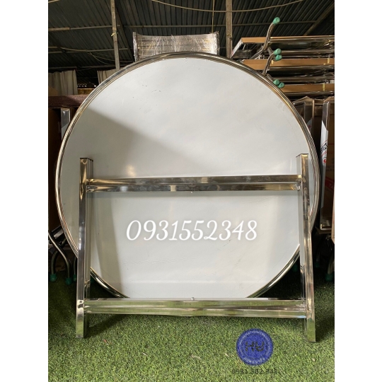 Bàn tròn inox  1.4m chân rời